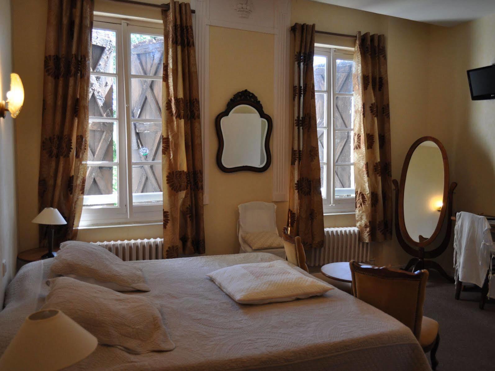Aube Nouvelle Hotel Durfort-Lacapelette Buitenkant foto